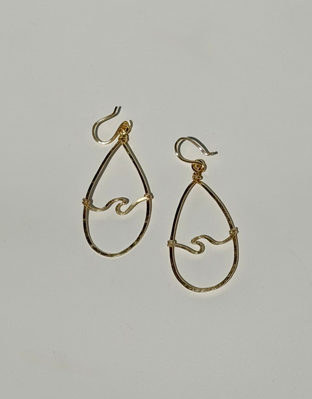 Wind+Wave Earrings (teardrop shape)