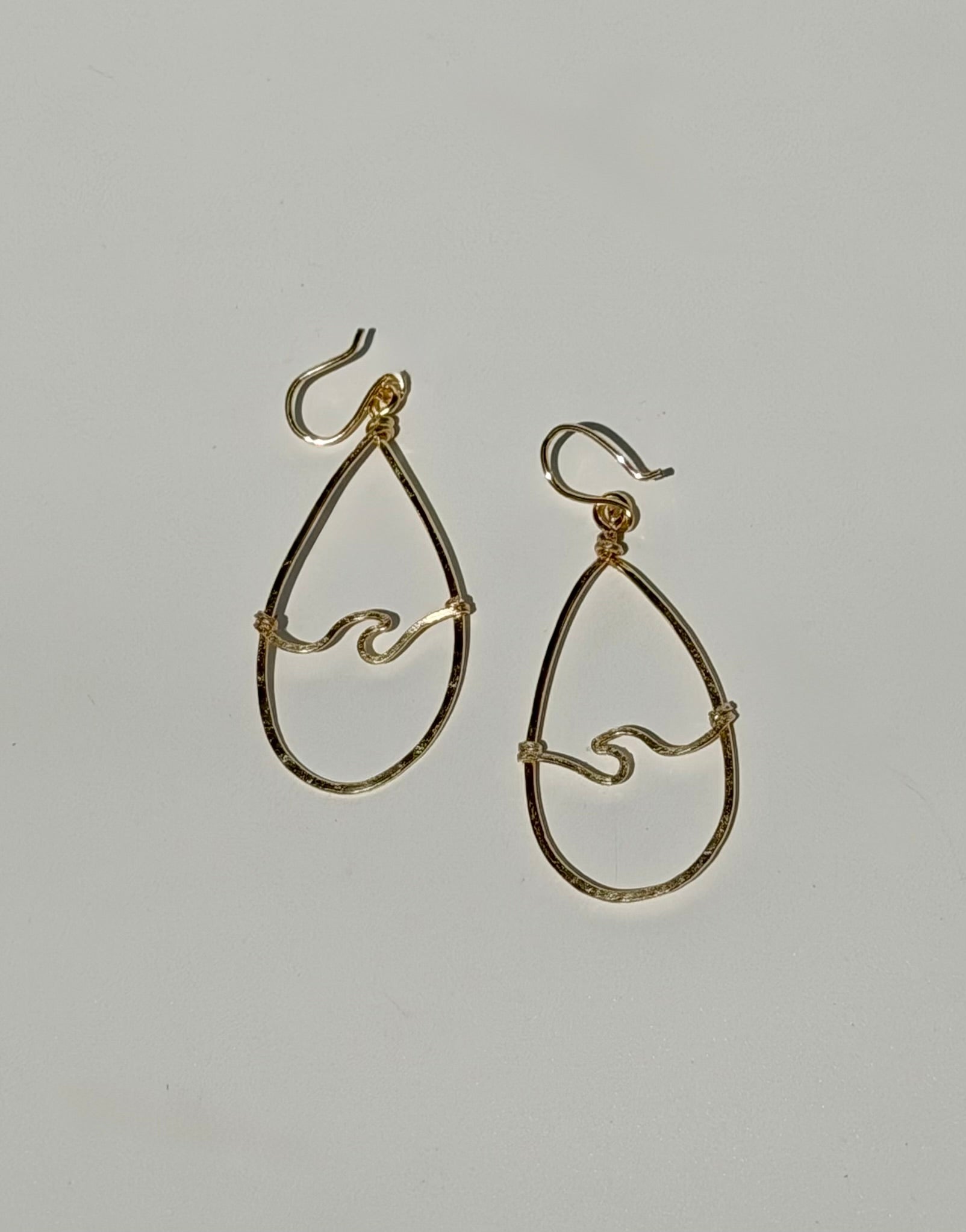 Wind+Wave Earrings (teardrop shape)