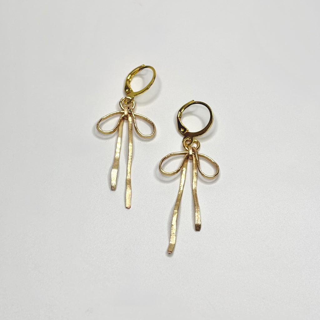 "Take a bow" Earrings