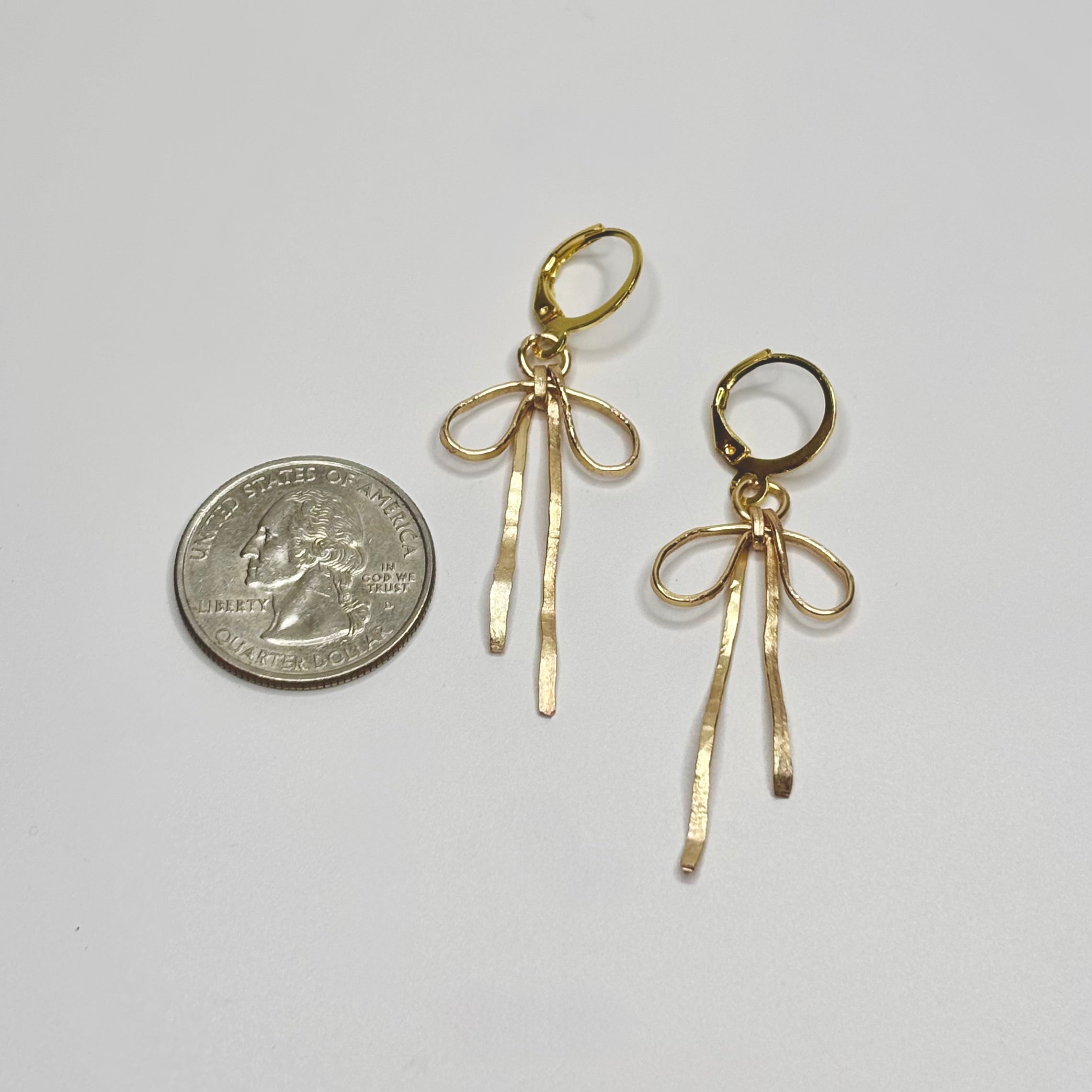 "Take a bow" Earrings