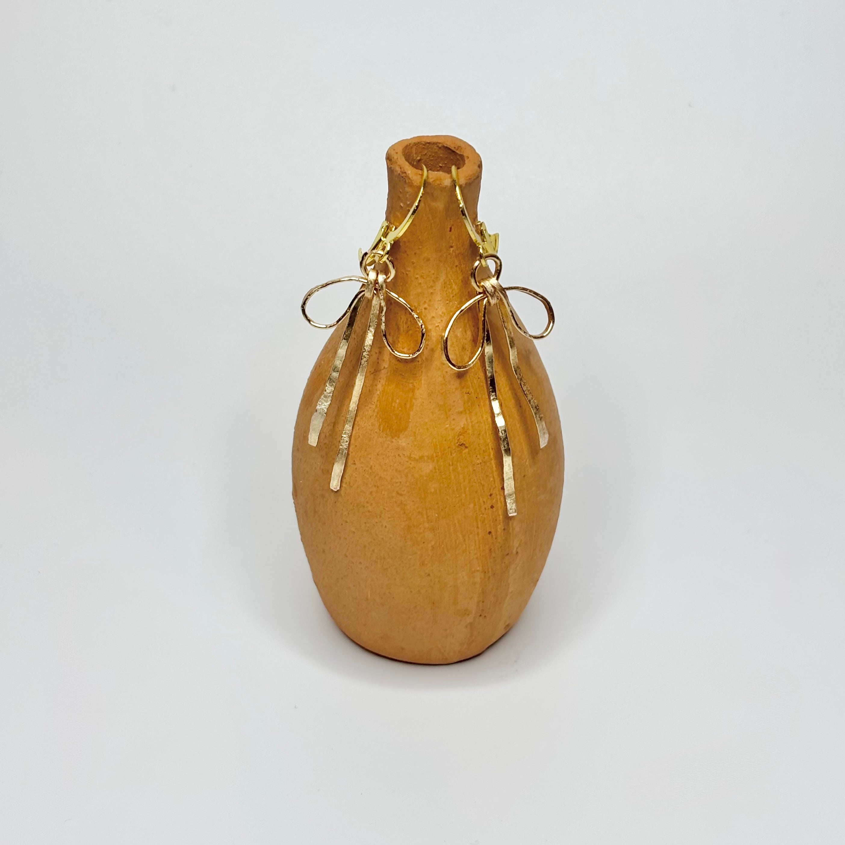 "Take a bow" Earrings