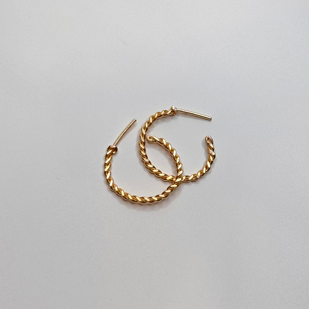 Twisted hoop earrings
