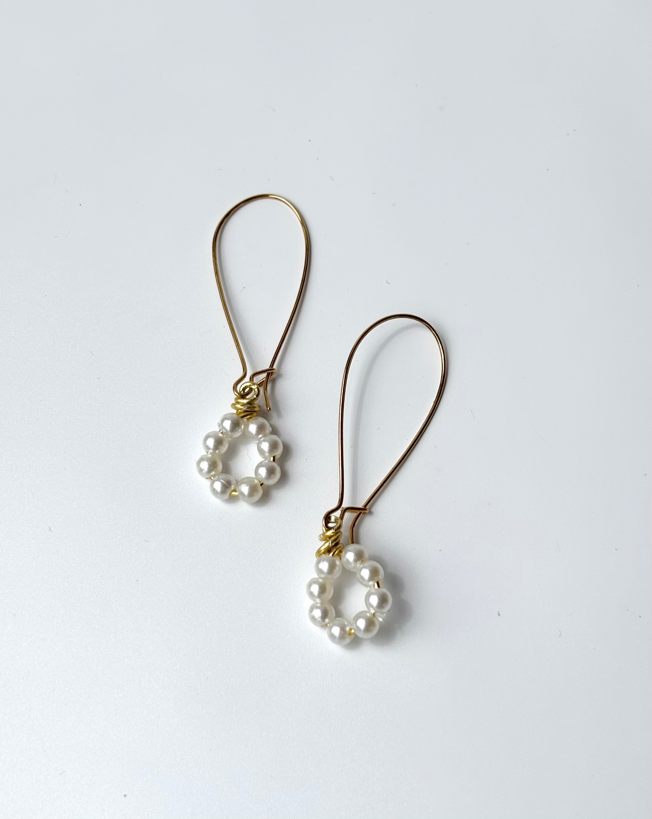 Circle of Pearl earrings