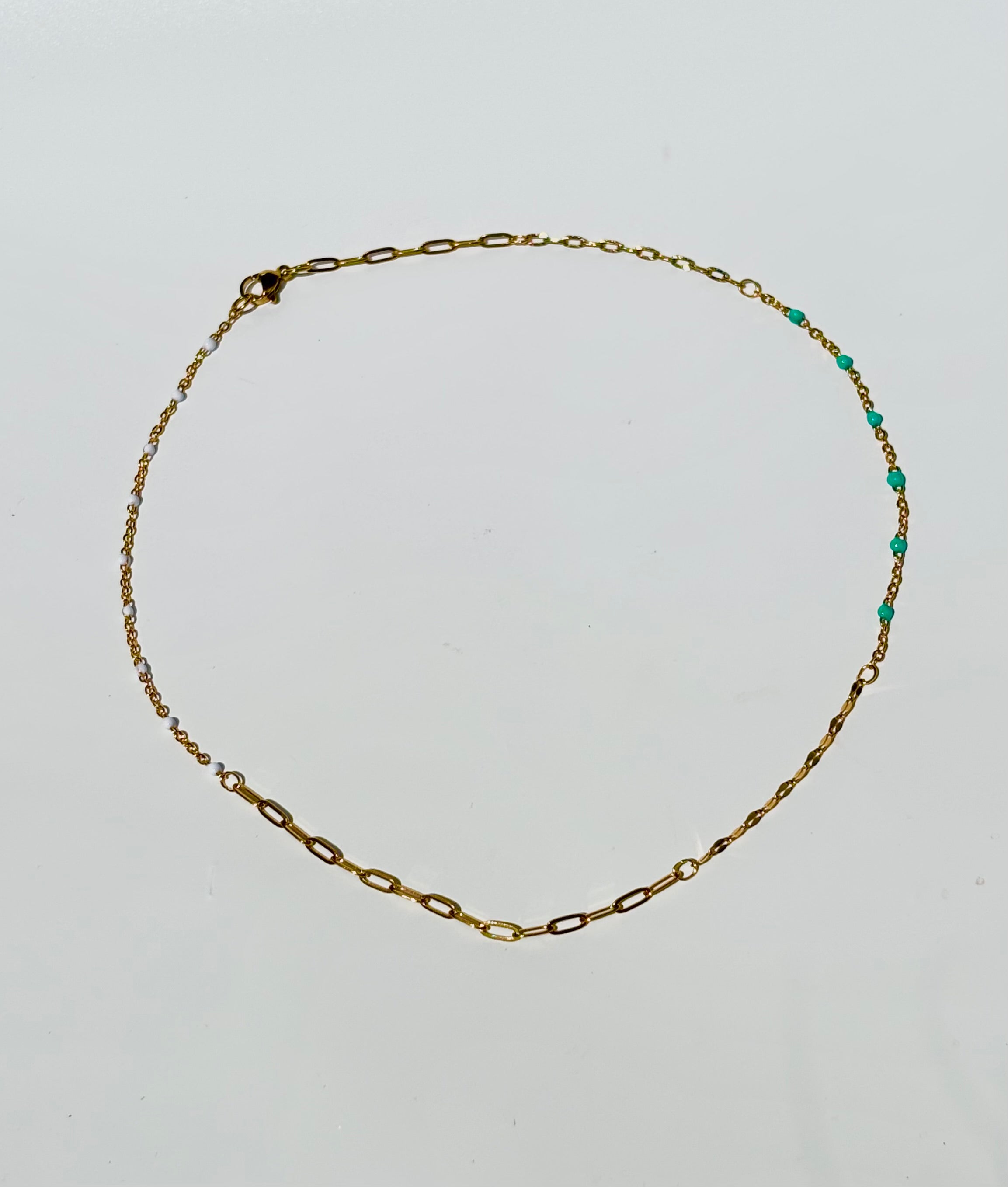 The Broken Chains necklace